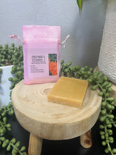 Charger l'image dans la galerie, Herbal Soap Sample
